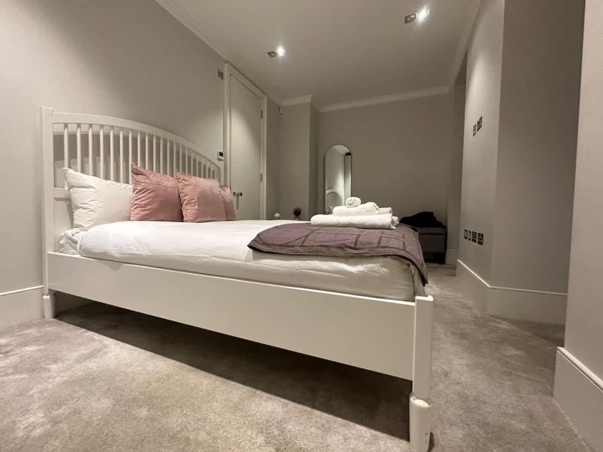 Sg, Chic Covent Garden Apartment ลอนดอน ภายนอก รูปภาพ