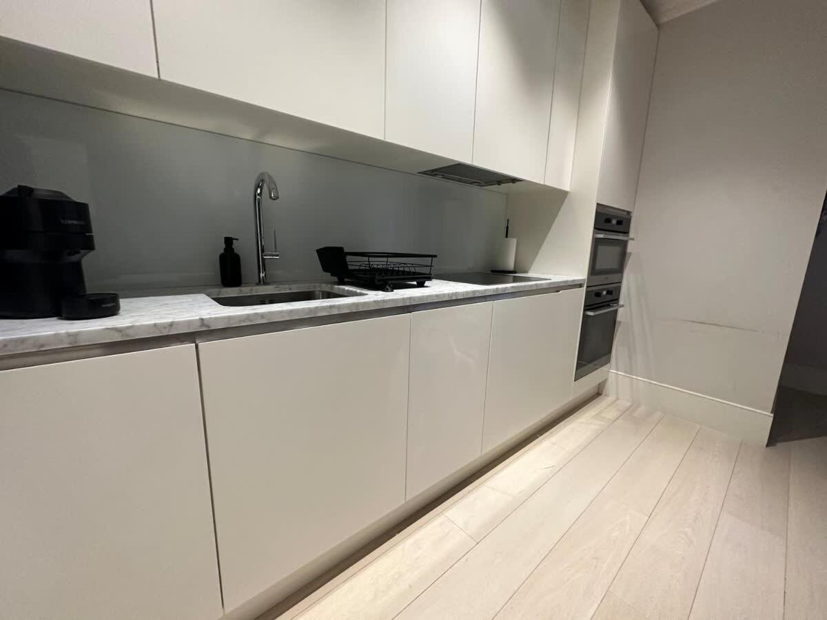 Sg, Chic Covent Garden Apartment ลอนดอน ภายนอก รูปภาพ